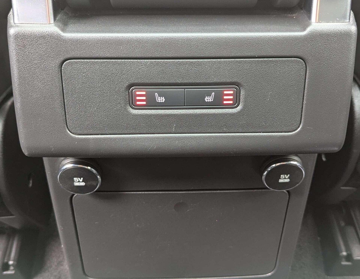 Used Land Rover Discovery 2018 for sale - 76731101: Photo 32