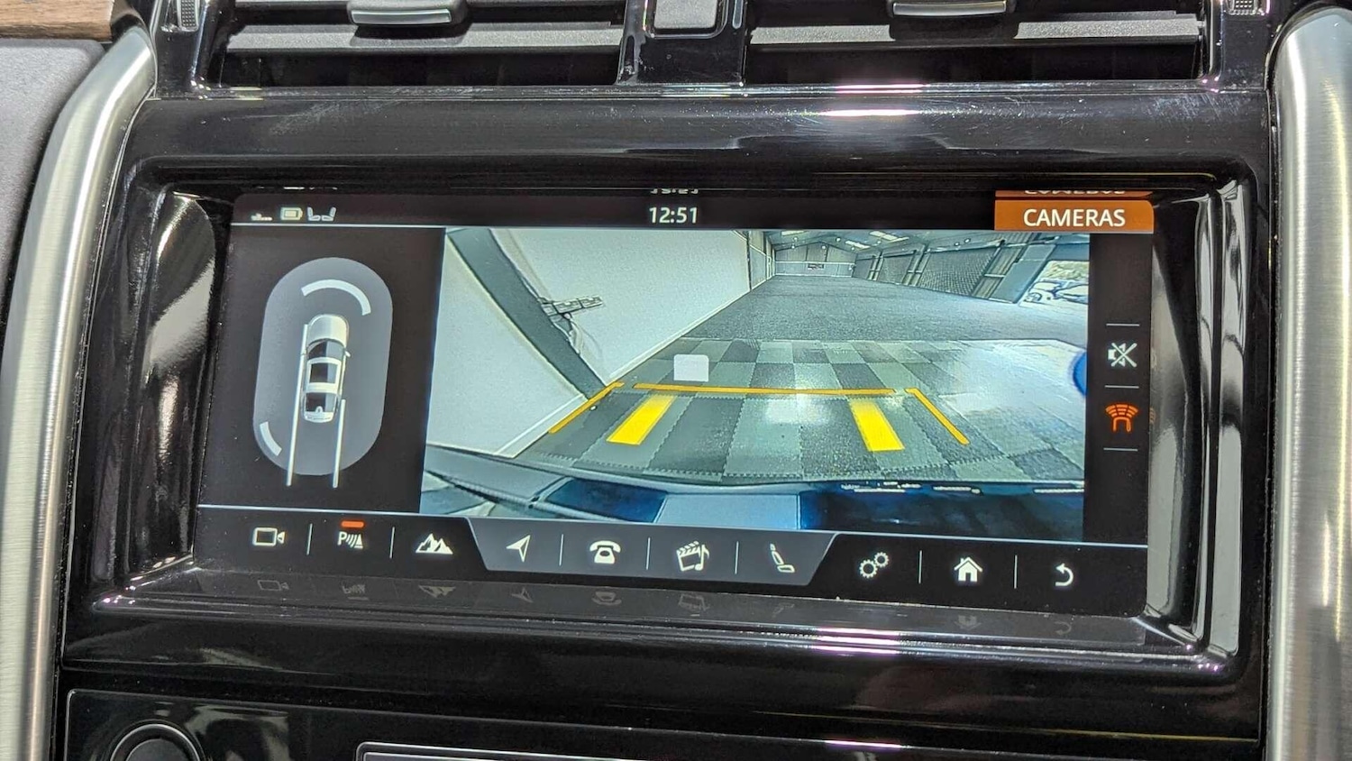 Used Land Rover Discovery 2018 for sale - 76731101: Photo 41