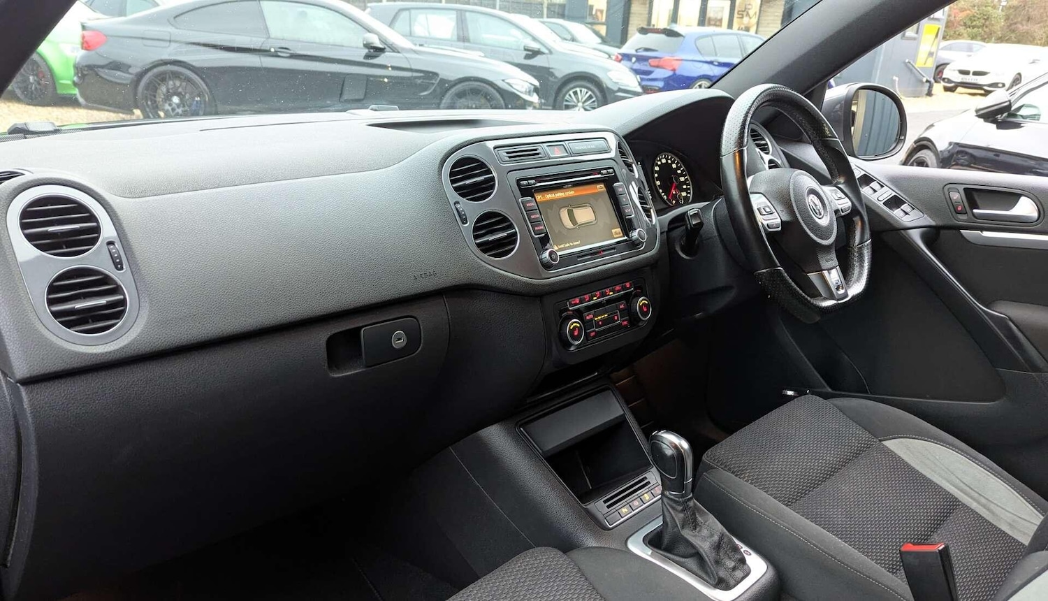 Used Volkswagen Tiguan for sale - 77053933: Photo 25