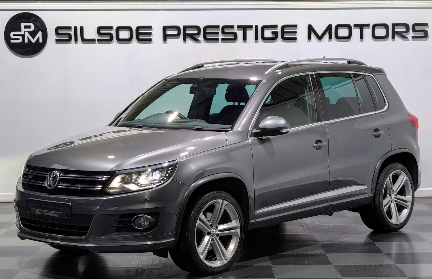 Used Volkswagen Tiguan for sale - 77053933: Photo 5