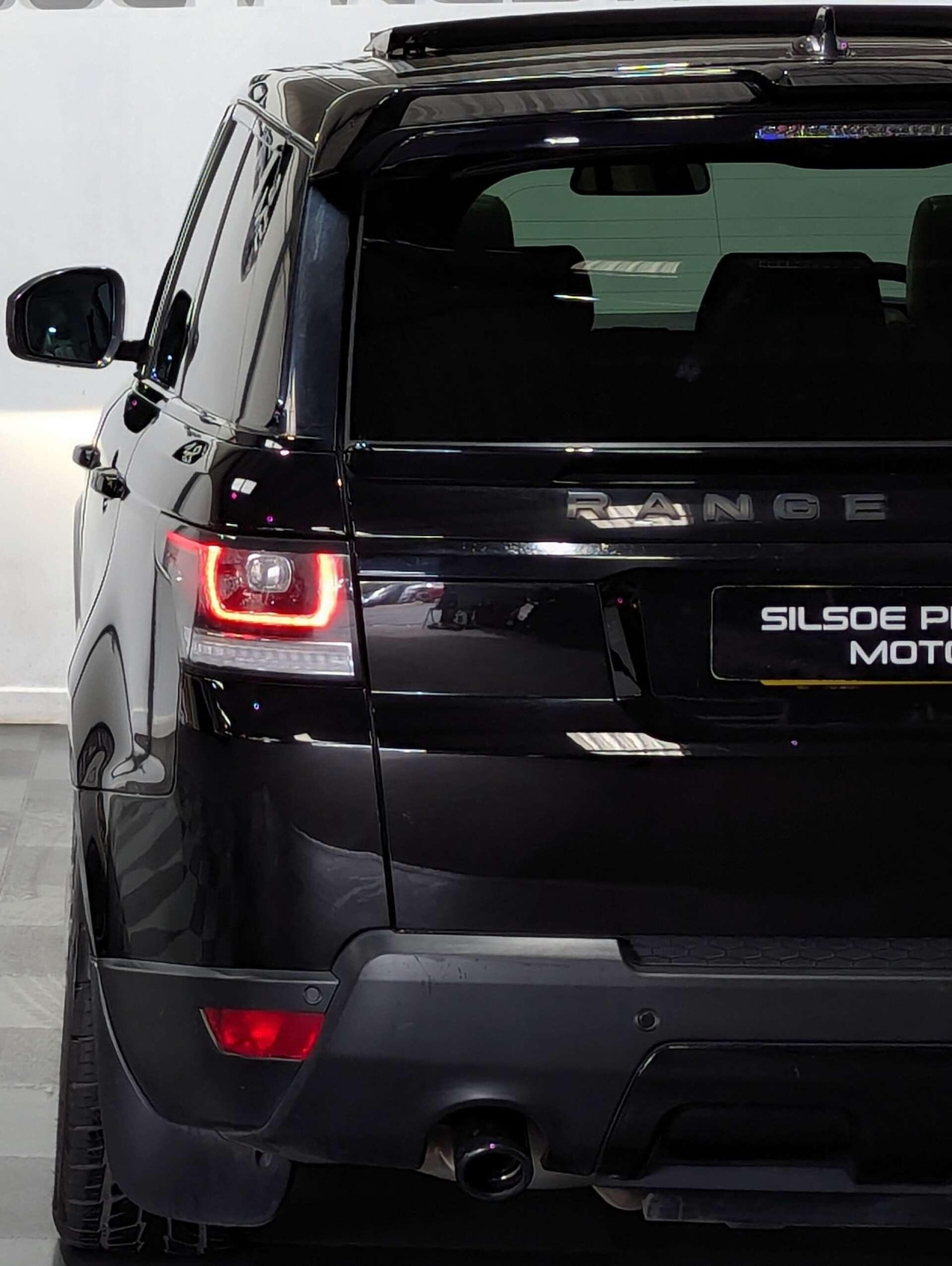 Used Land Rover Range Rover Sport 2015 for sale - 78057927: Photo 10