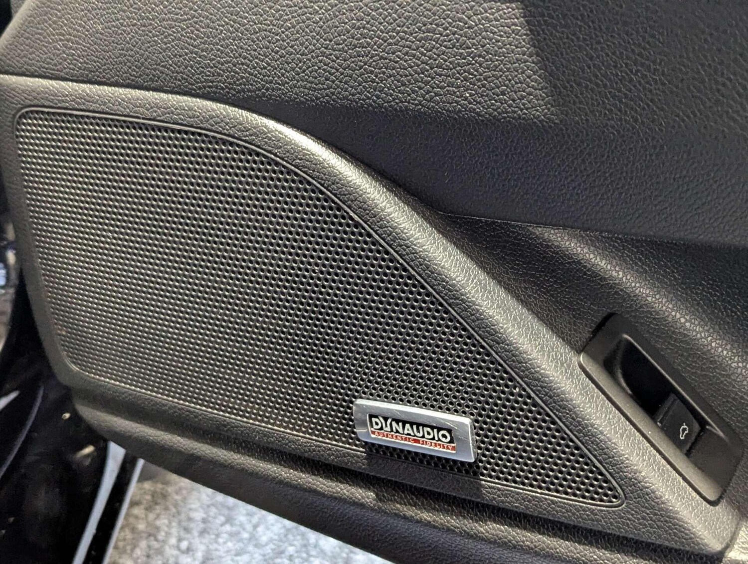 Used Volkswagen Scirocco 2008 for sale - 77574621: Photo 17