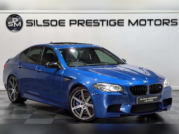 (65) - 4.4 M5 Auto 4dr