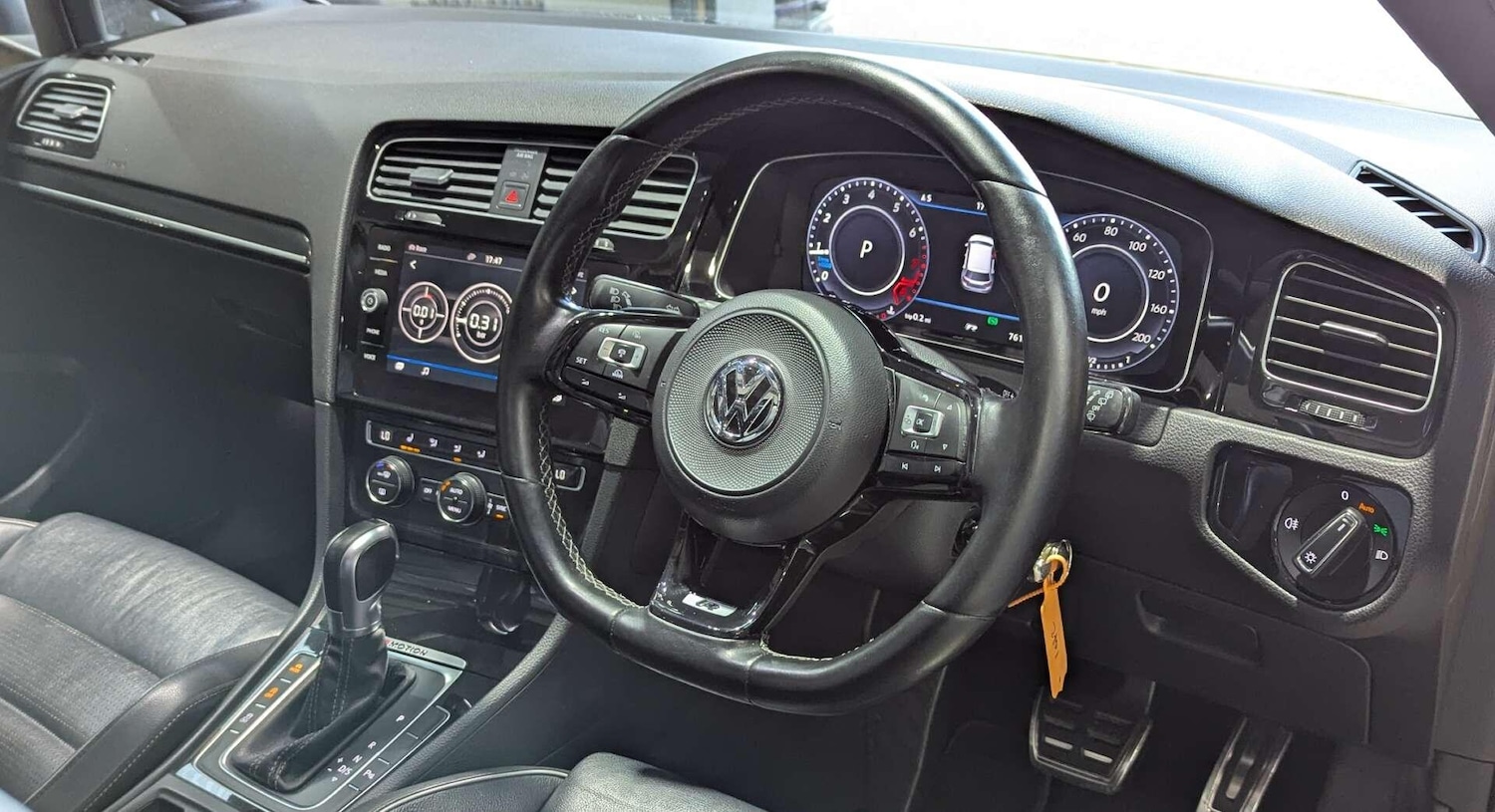 Used Volkswagen Golf 2017 for sale - 77039687: Photo 20