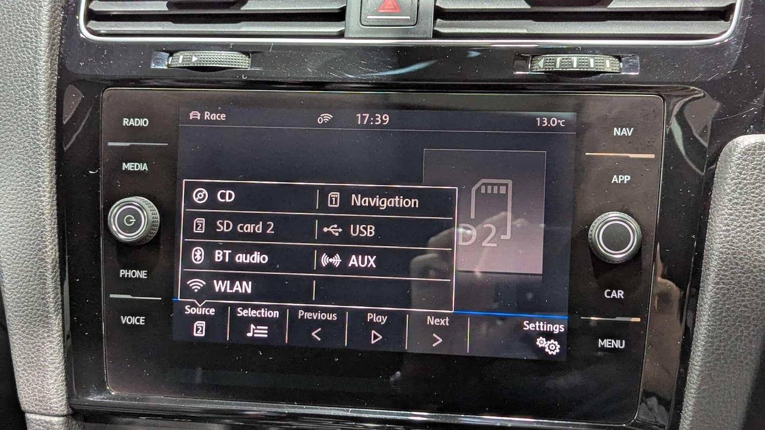 Used Volkswagen Golf 2017 for sale - 77039687: Photo 39