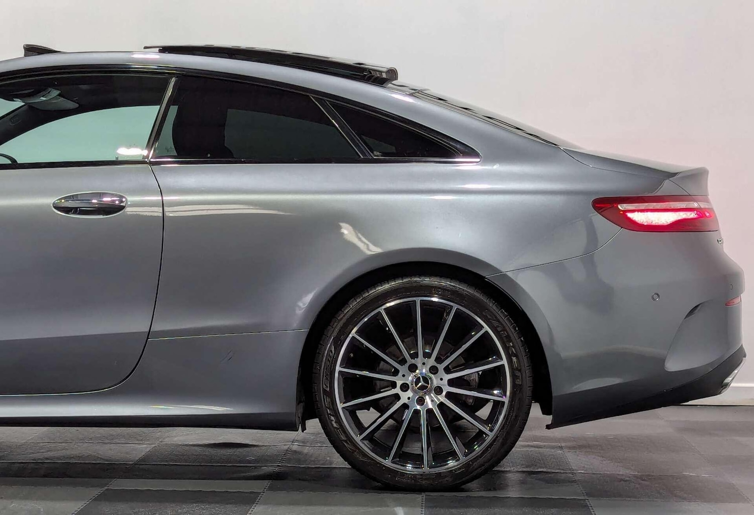 Used Mercedes-Benz E Class 2018 for sale - 77838959: Photo 9