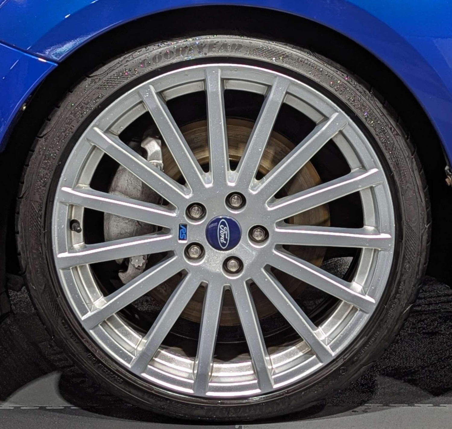 Used Ford Focus 2010 for sale - 76886195: Photo 32