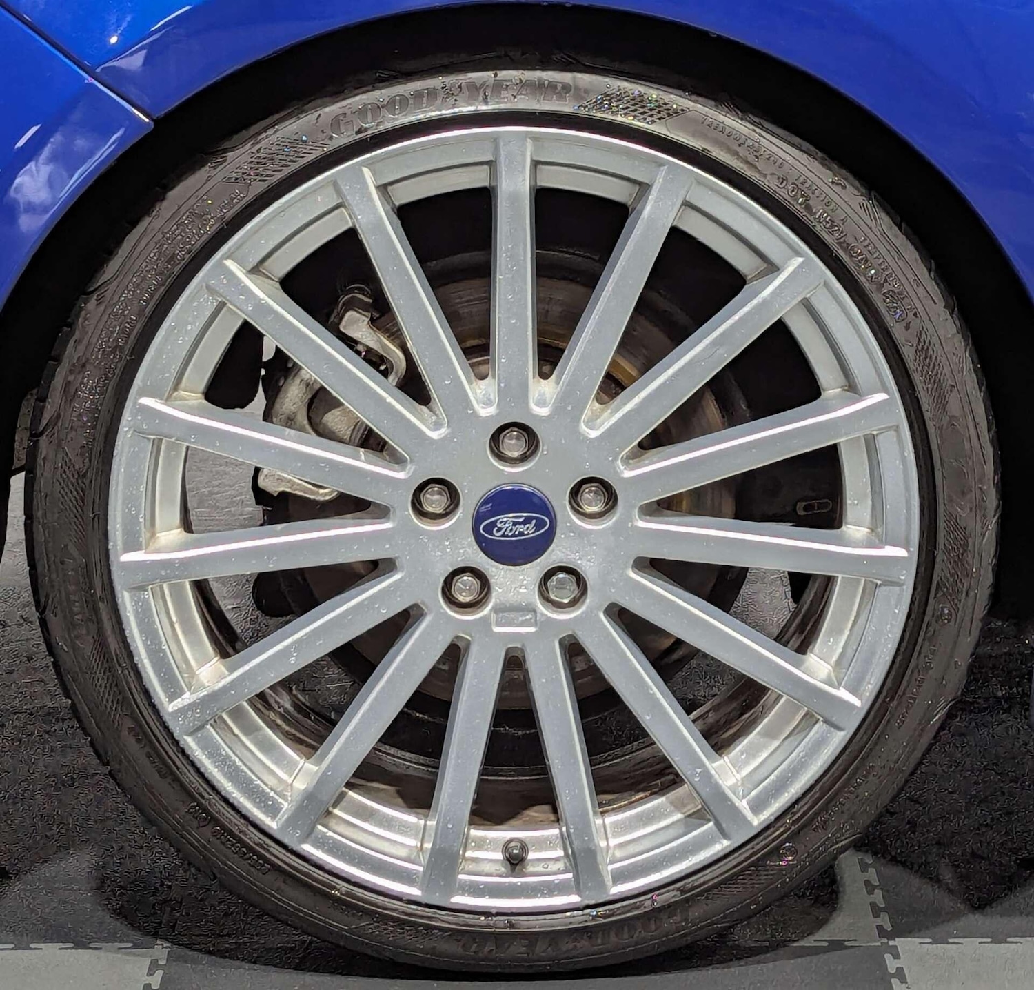 Used Ford Focus 2010 for sale - 76886195: Photo 34