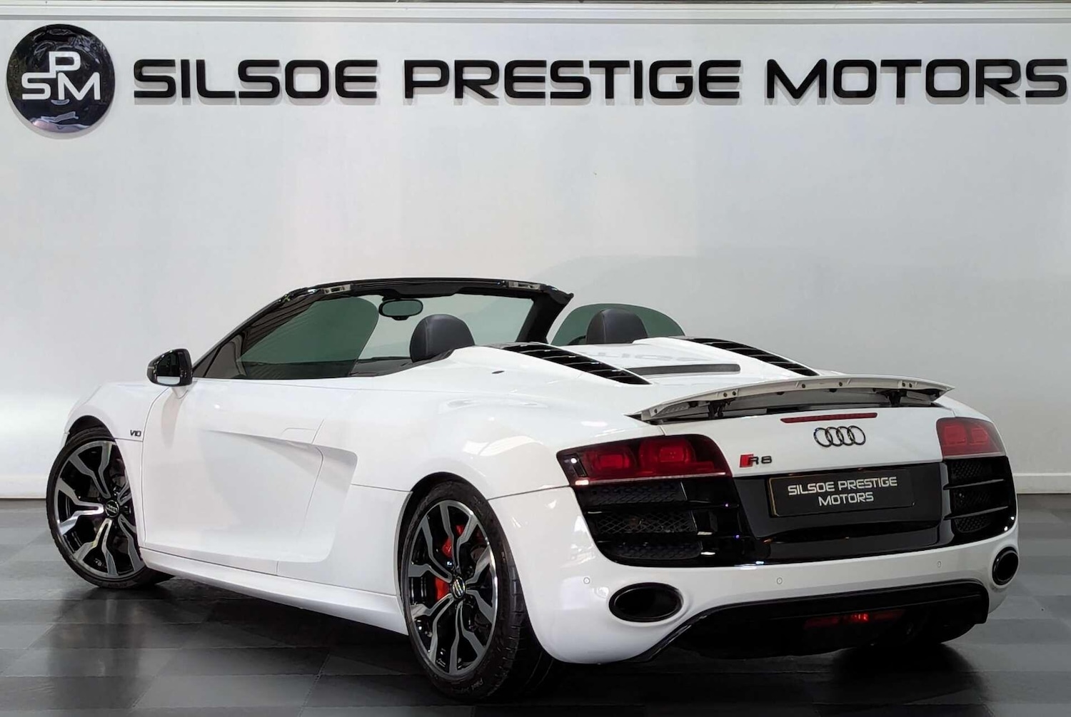 Used Audi R8 for sale - 76727694: Photo 2