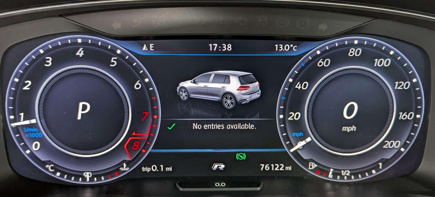 Used Volkswagen Golf 2017 for sale - 77574399: Photo 33