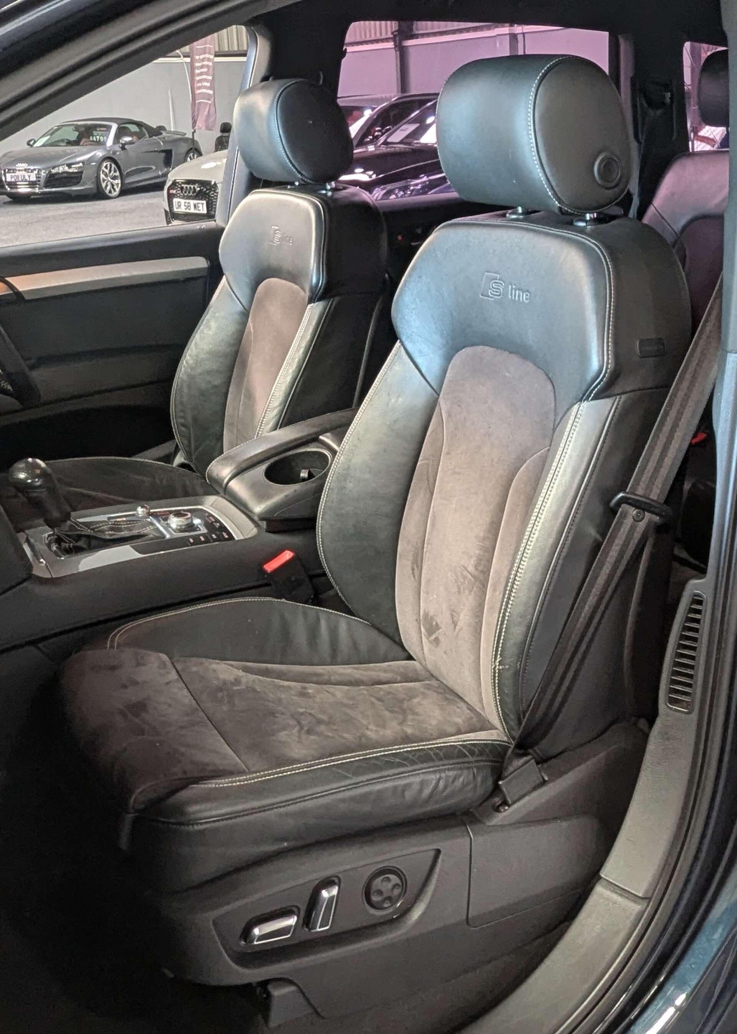 Used Audi Q7 2010 for sale - 78058388: Photo 21