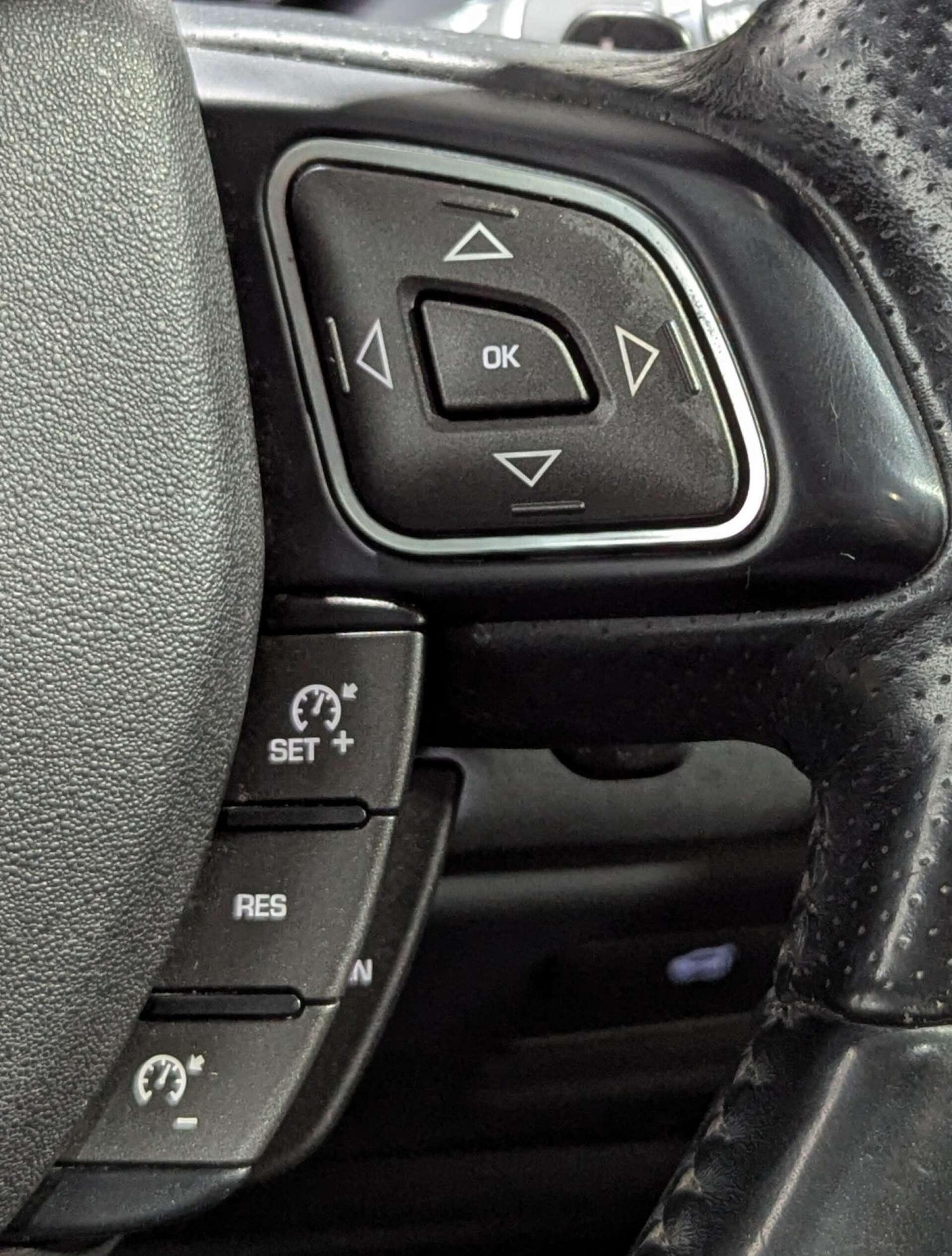 Used Land Rover Range Rover Evoque 2015 for sale - 77940013: Photo 31