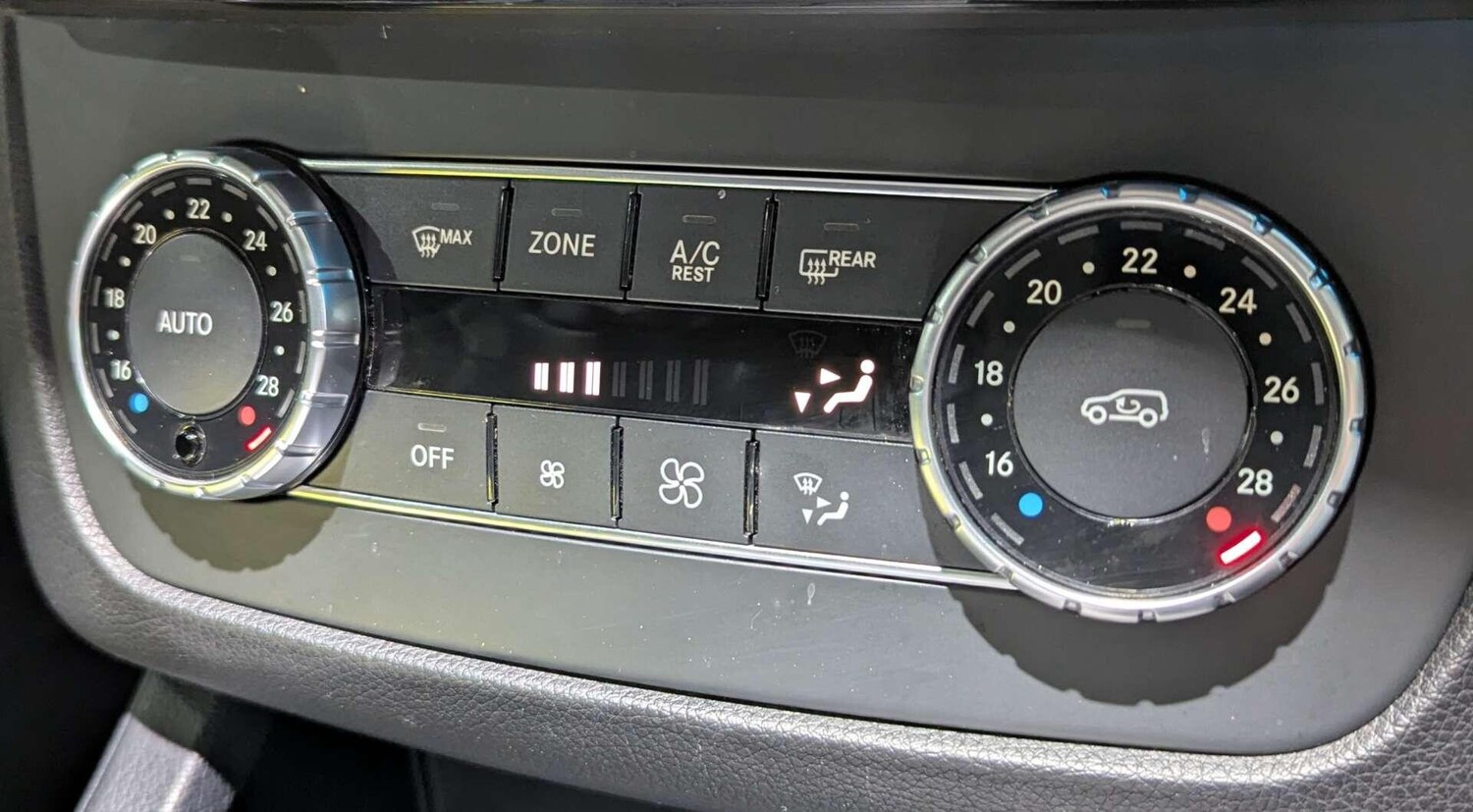 Used Mercedes-Benz GLE 2018 for sale - 77574126: Photo 39