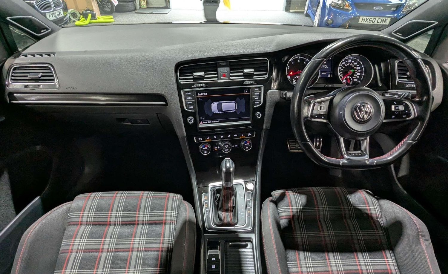 Used Volkswagen Golf 2016 for sale - 77386880: Photo 28