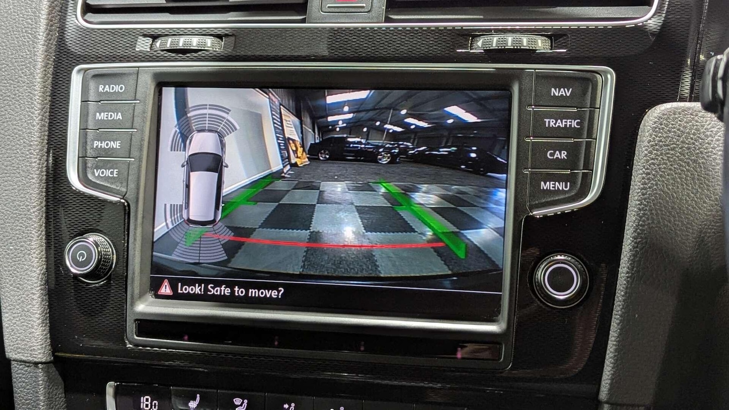 Used Volkswagen Golf 2016 for sale - 77386880: Photo 35