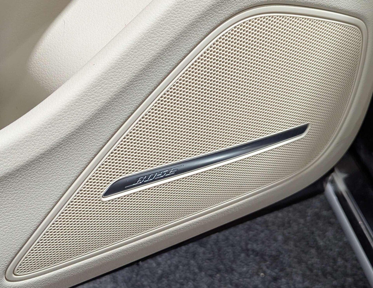 Used Audi A8 2011 for sale - 77723270: Photo 26