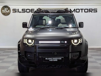 Used Land Rover Defender 2020 for sale - 79464520: Photo