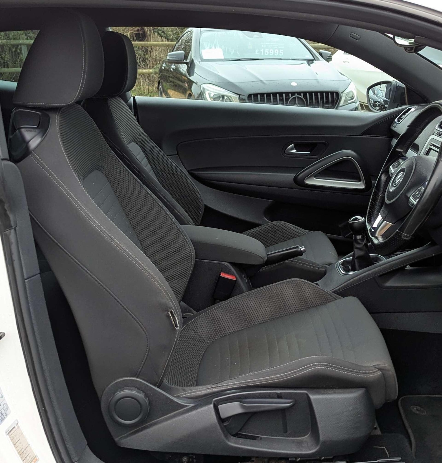 Used Volkswagen Scirocco 2011 for sale - 77202738: Photo 11