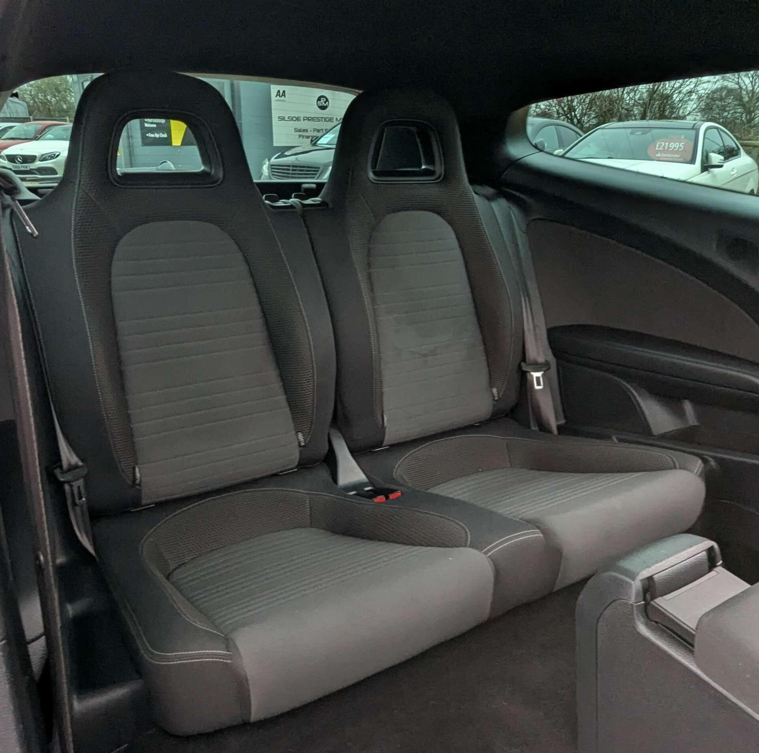 Used Volkswagen Scirocco 2011 for sale - 77202738: Photo 14