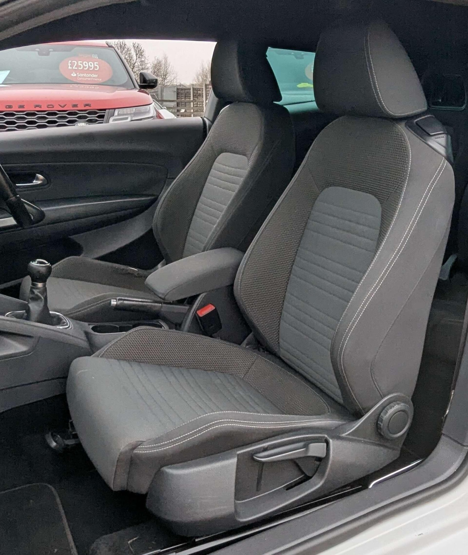 Used Volkswagen Scirocco 2011 for sale - 77202738: Photo 17