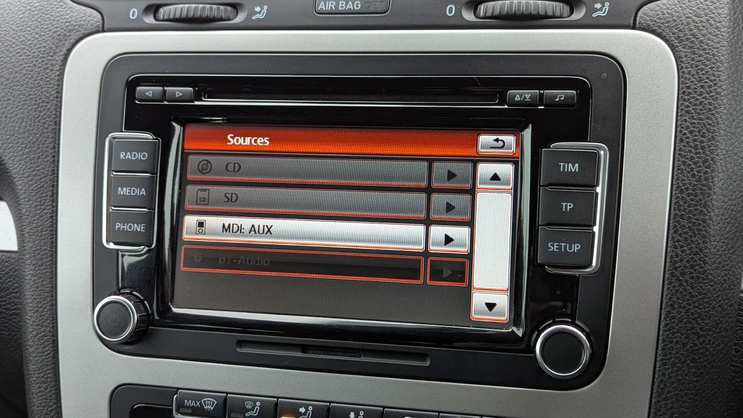 Used Volkswagen Scirocco 2011 for sale - 77202738: Photo 25