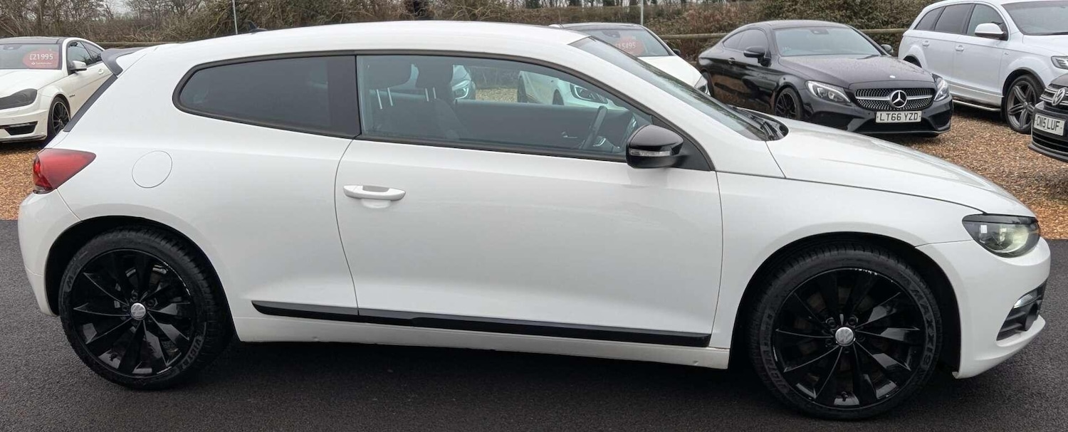 Used Volkswagen Scirocco 2011 for sale - 77202738: Photo 9