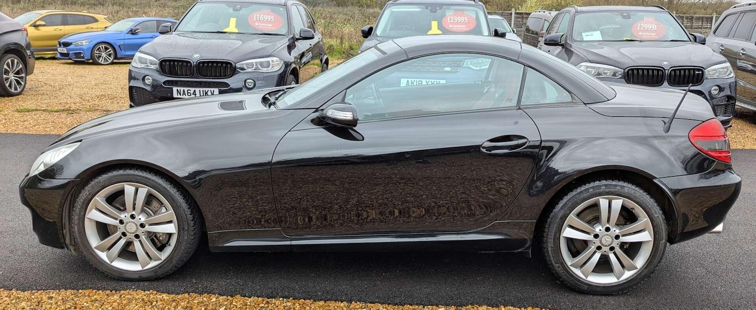 Used Mercedes-Benz SLK 2010 for sale - 76886456: Photo 6