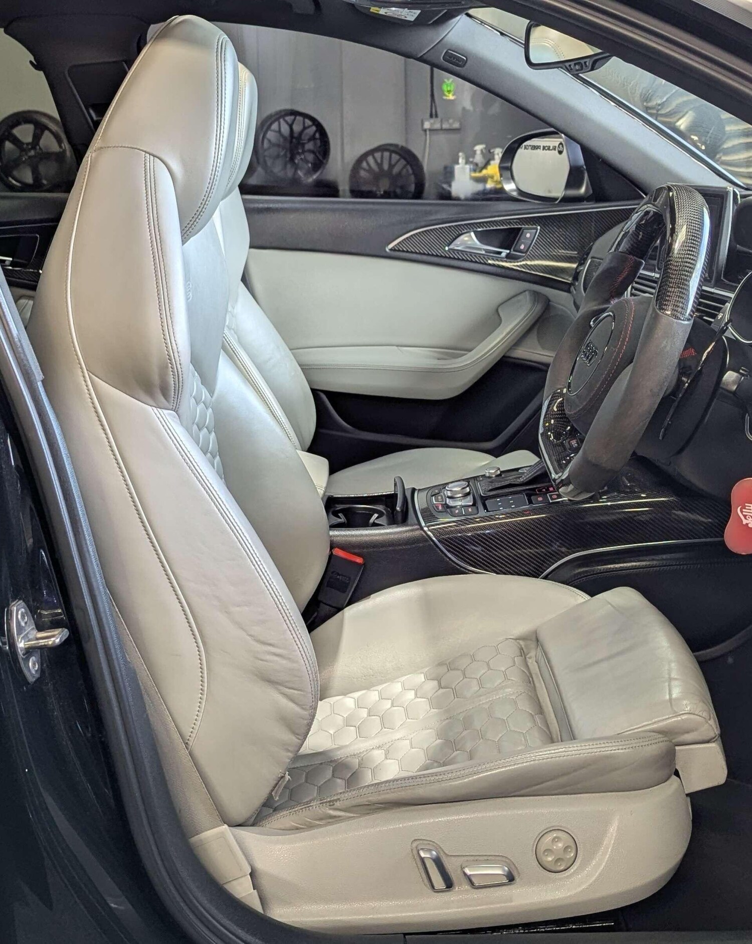 Used Audi RS6 2014 for sale - 77565108: Photo 18