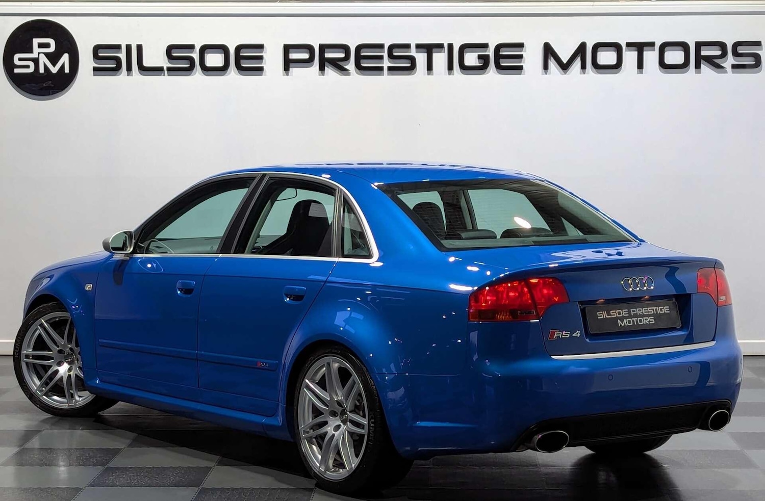 Used Audi RS4 2006 for sale - 76731126: Photo 2