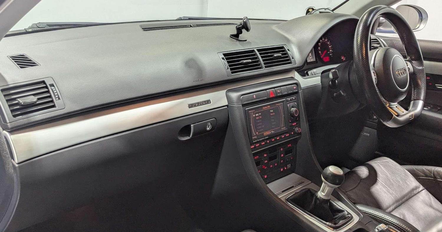 Used Audi RS4 2006 for sale - 76731126: Photo 24