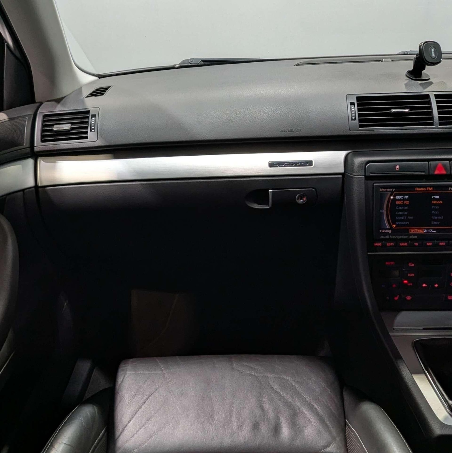 Used Audi RS4 2006 for sale - 76731126: Photo 29