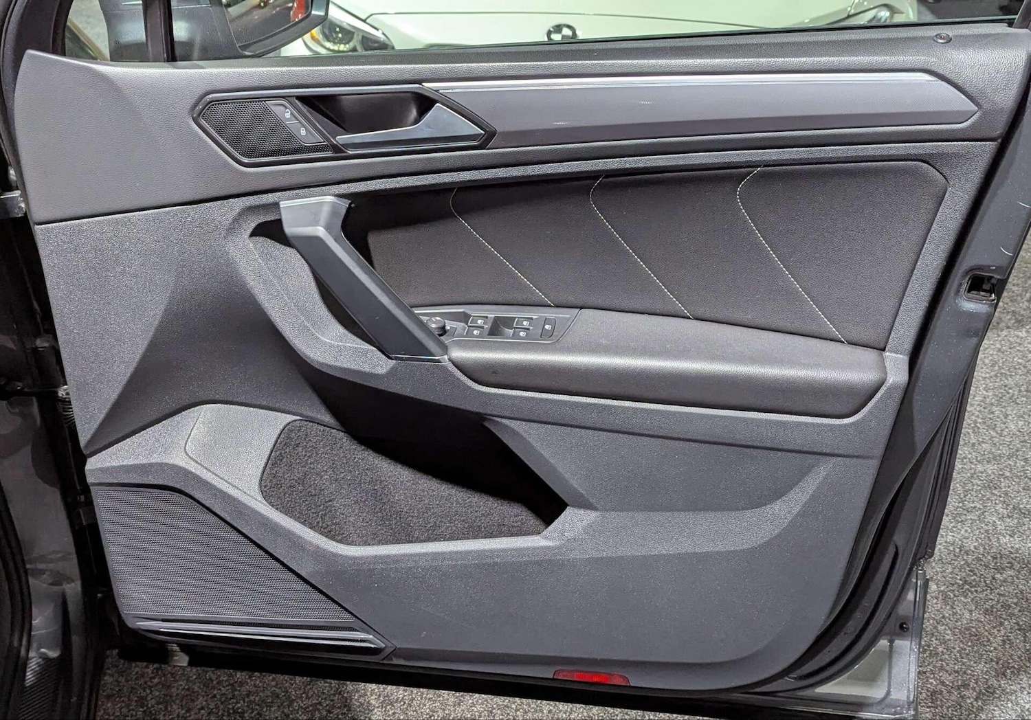 Used Volkswagen Tiguan 2018 for sale - 77052539: Photo 16