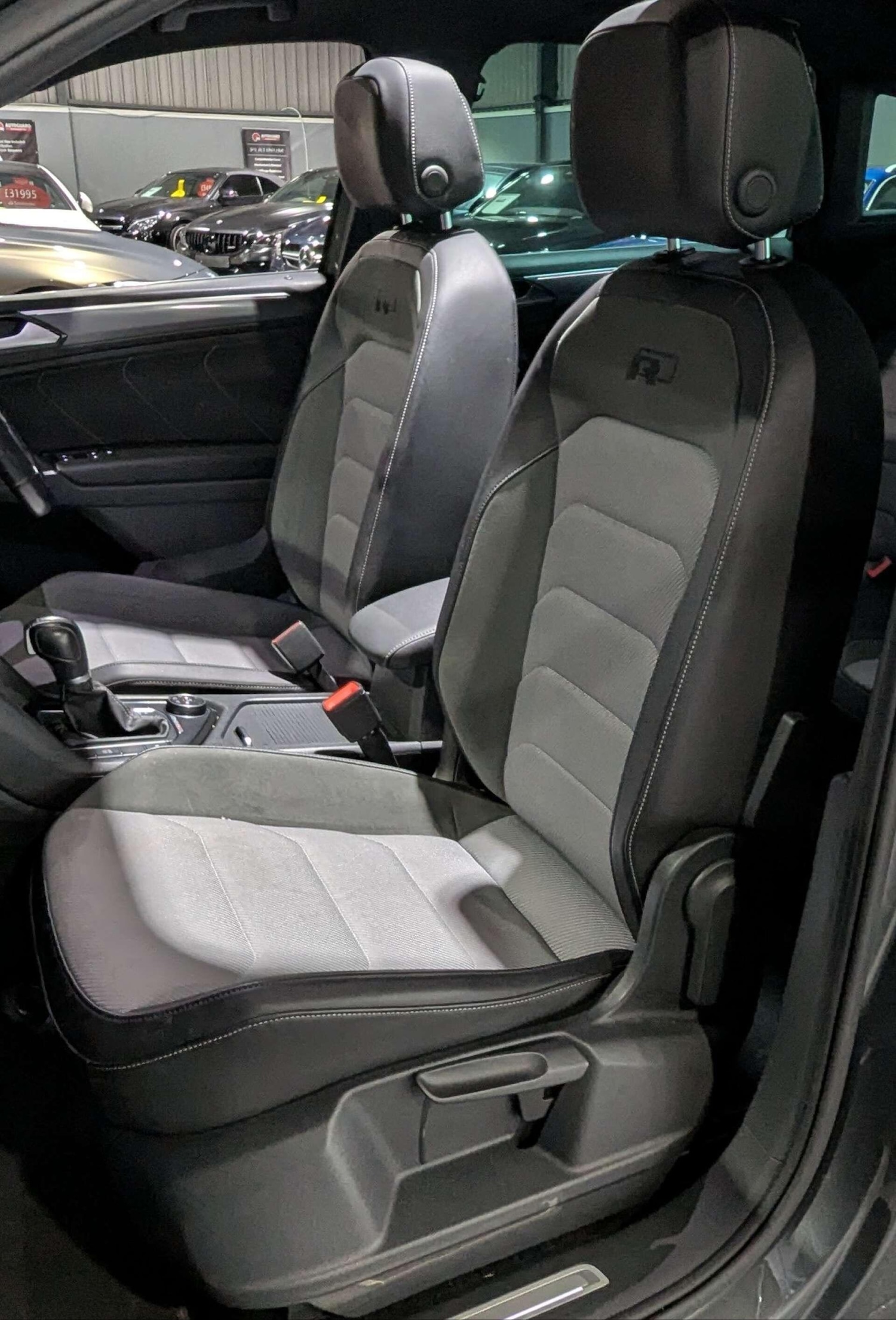 Used Volkswagen Tiguan 2018 for sale - 77052539: Photo 22