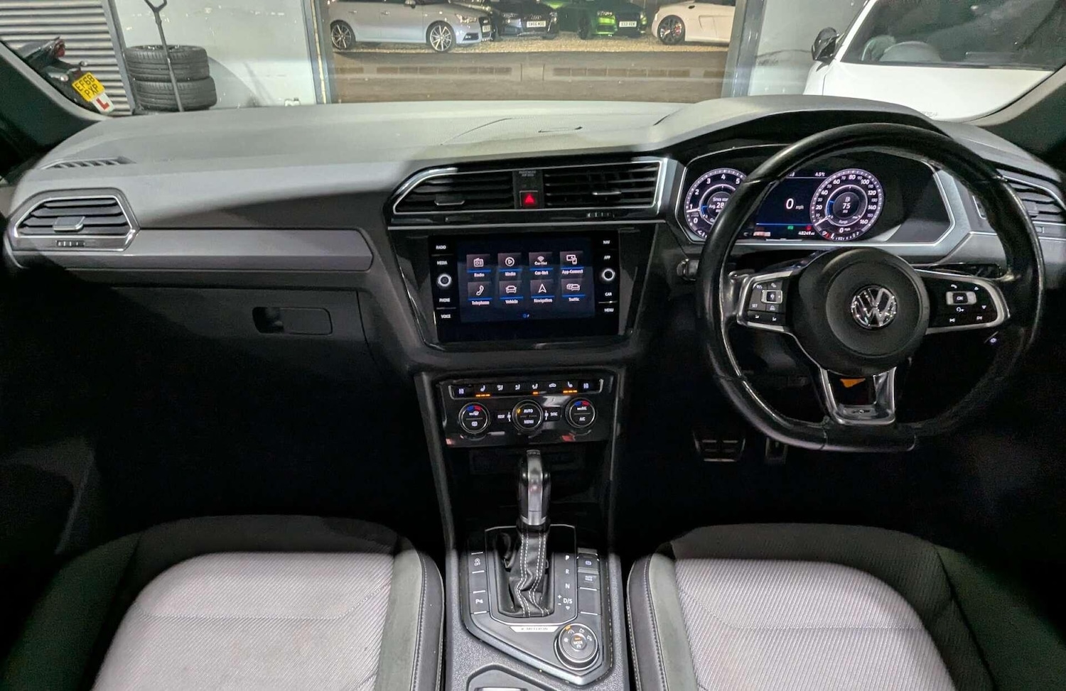 Used Volkswagen Tiguan 2018 for sale - 77052539: Photo 29