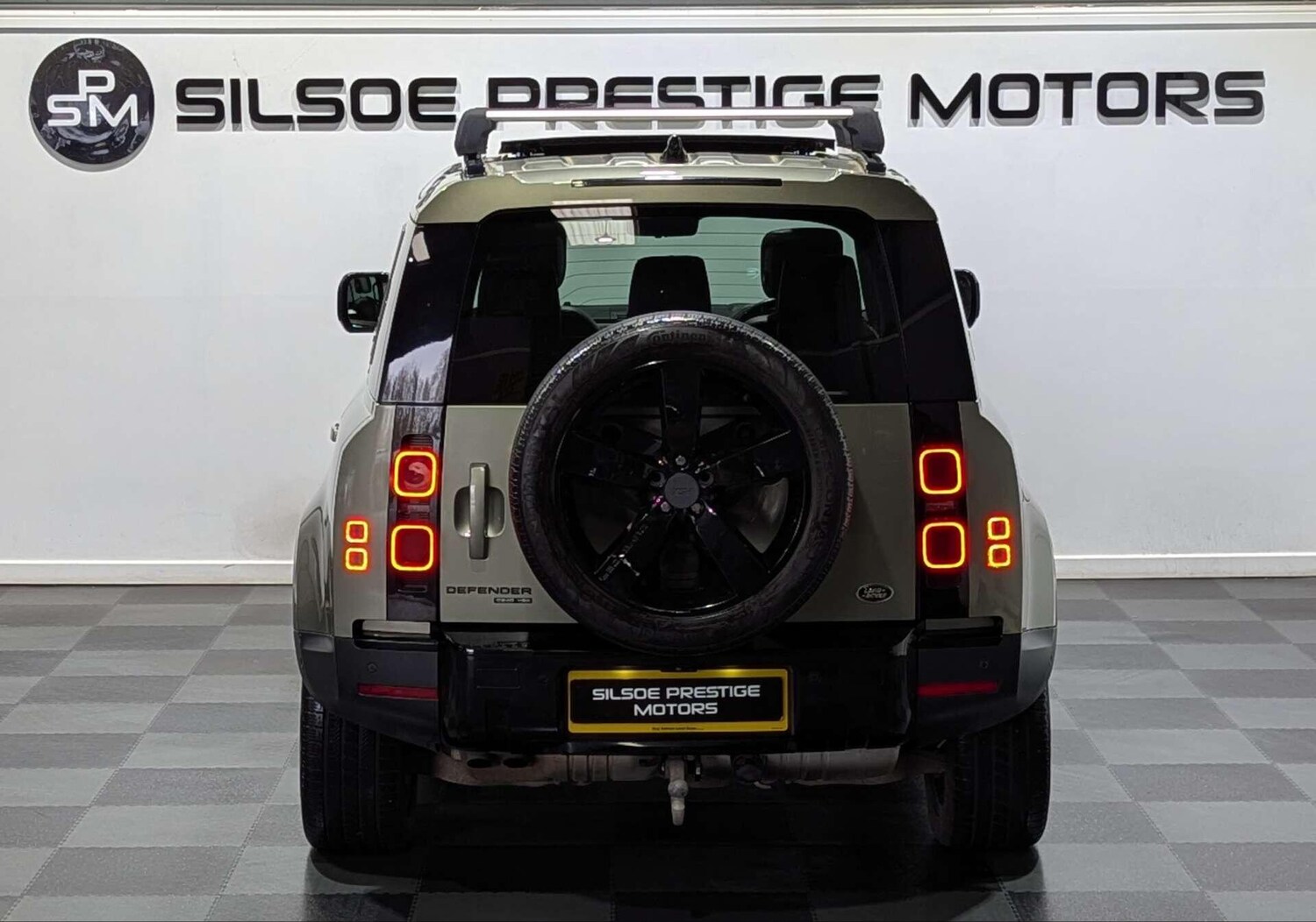 Used Land Rover Defender for sale - 77768737: Photo 11