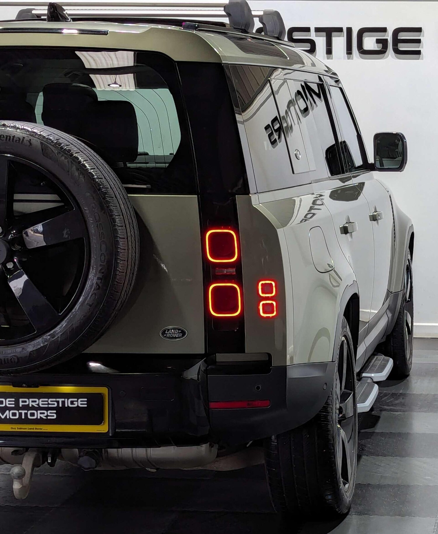 Used Land Rover Defender for sale - 77768737: Photo 13