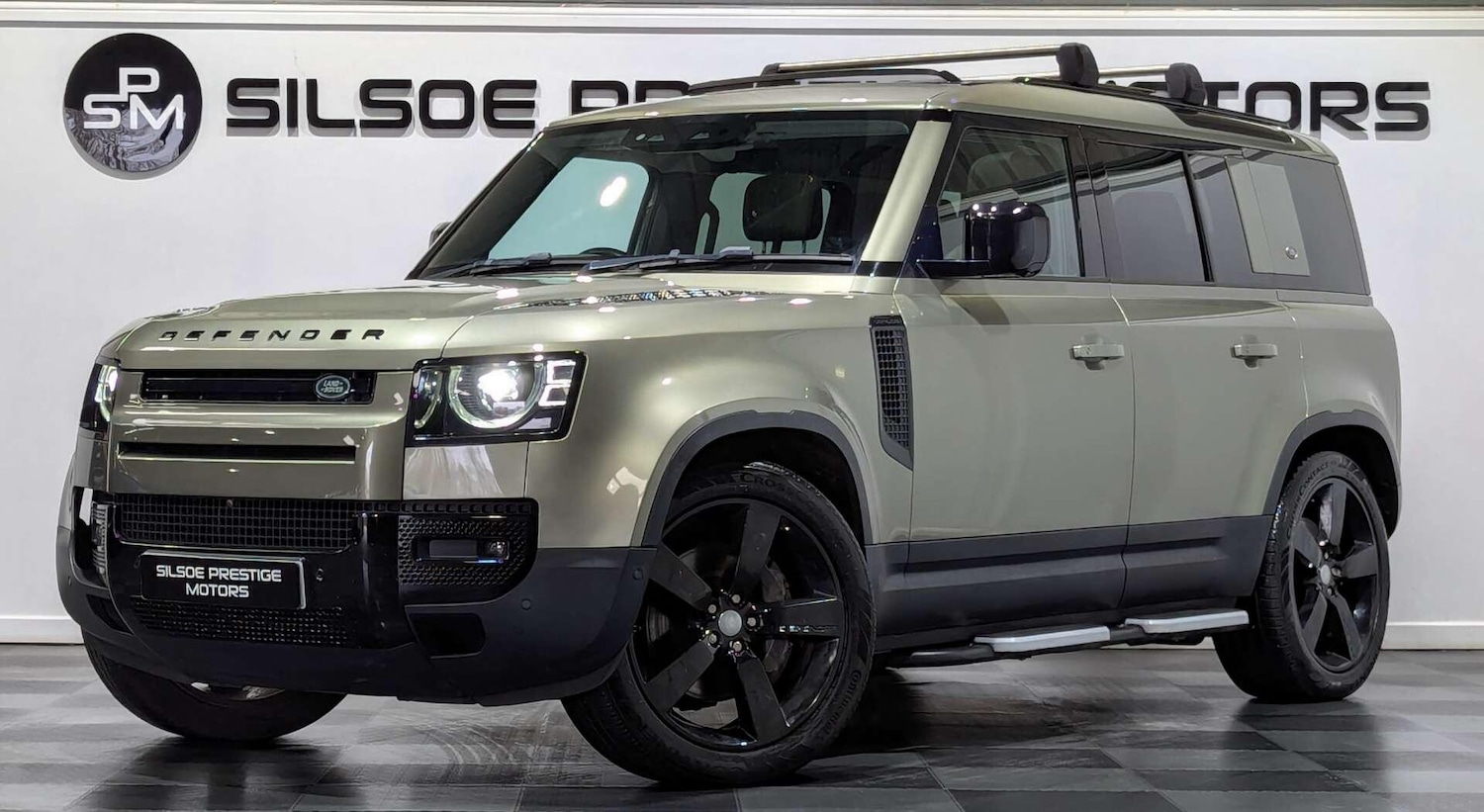 Used Land Rover Defender for sale - 77768737: Photo 2