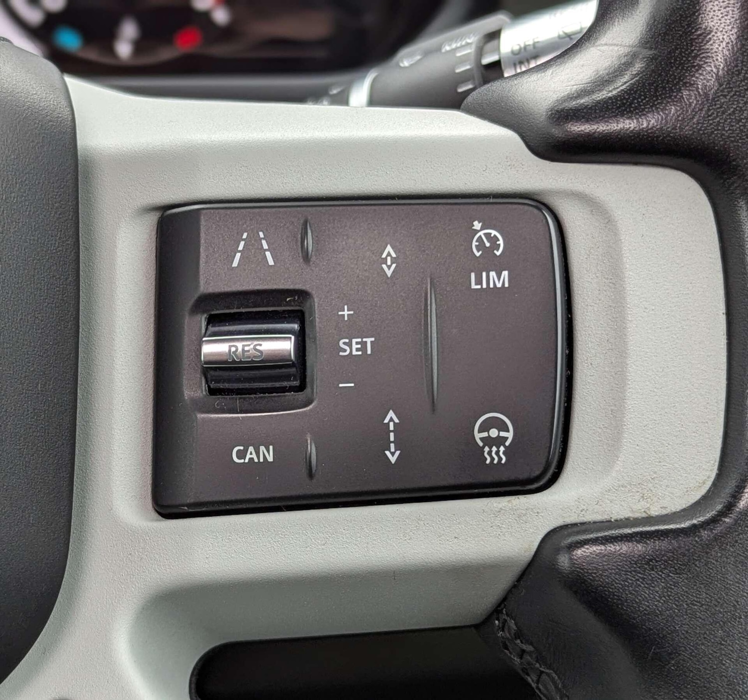 Used Land Rover Defender for sale - 77768737: Photo 43