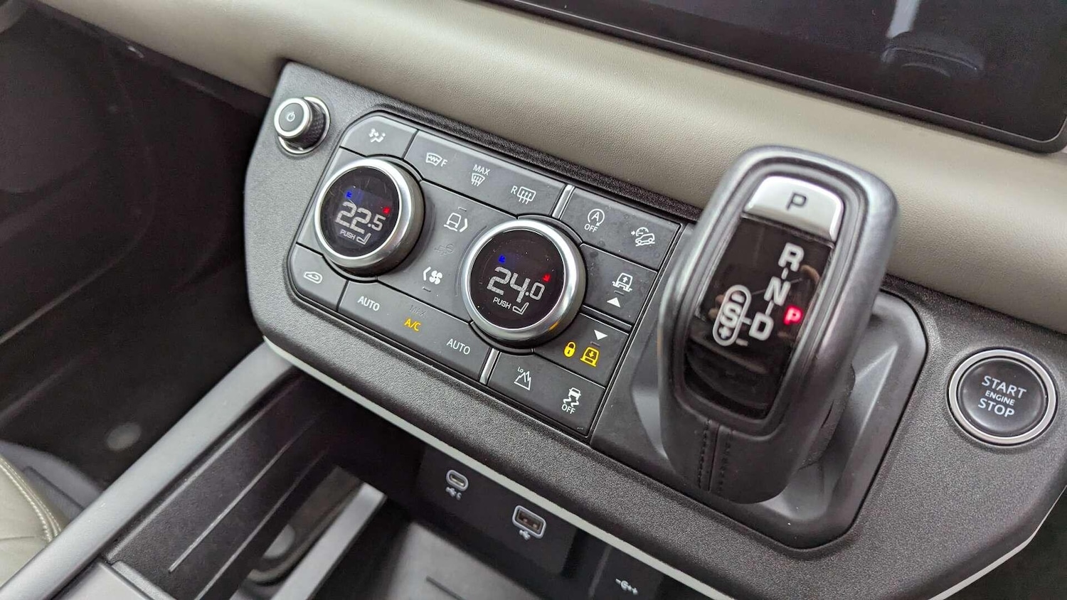 Used Land Rover Defender for sale - 77768737: Photo 60