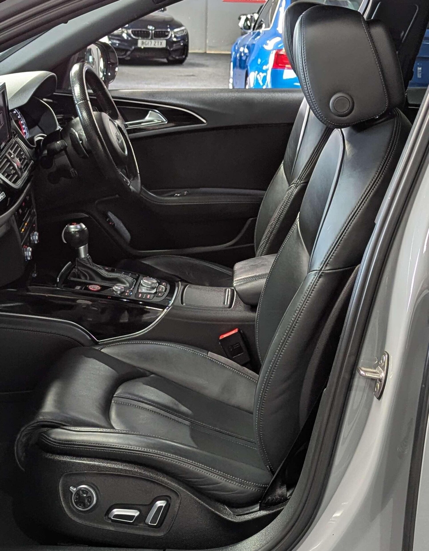 Used Audi RS6 2016 for sale - 77709703: Photo 22