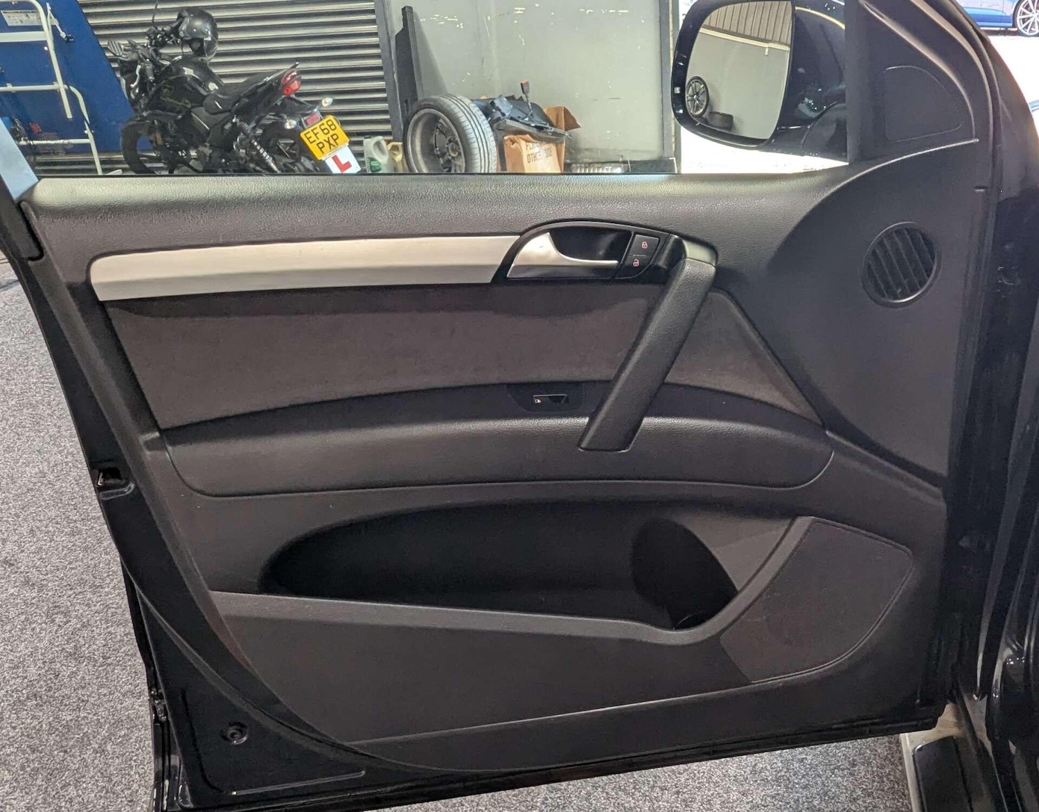 Used Audi Q7 2010 for sale - 78204349: Photo 19