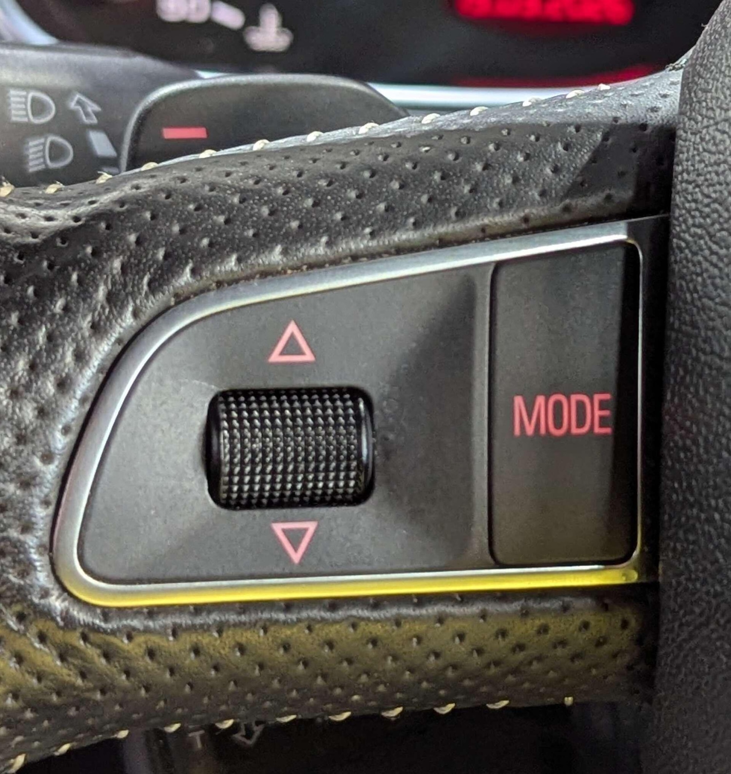 Used Audi Q7 2010 for sale - 78204349: Photo 30