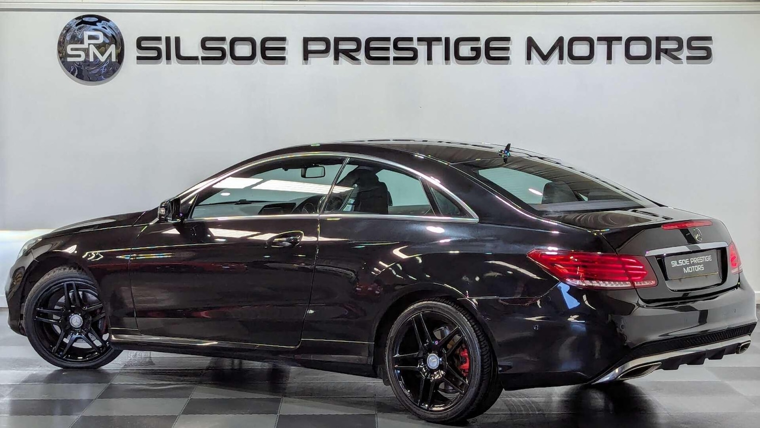 Used Mercedes-Benz E Class 2015 for sale - 78203702: Photo 2