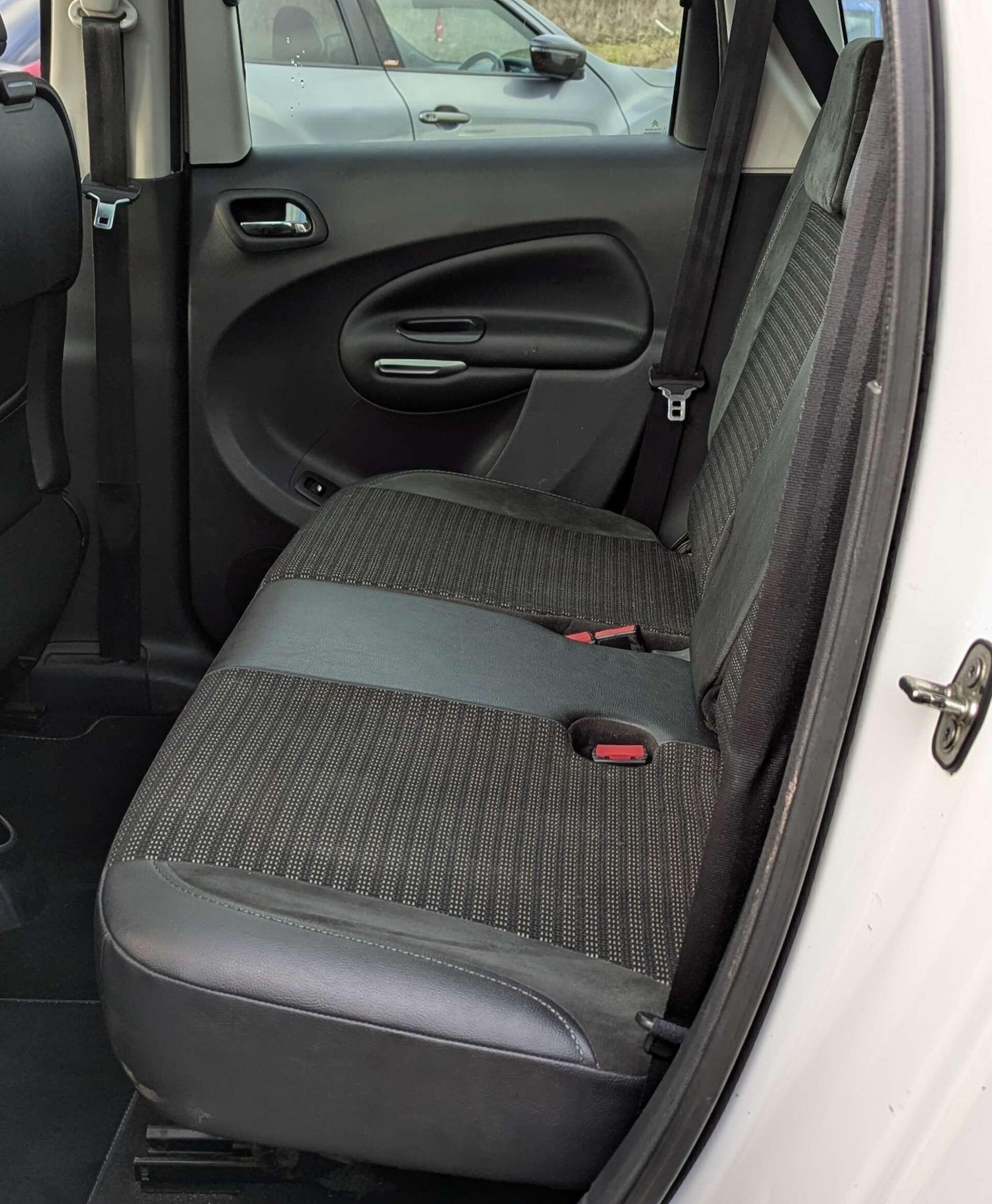 Used Citroen C3 Picasso 2012 for sale - 77574419: Photo 17