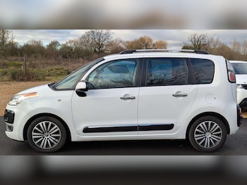 Used Citroen C3 Picasso 2012 for sale - 77574419: Photo