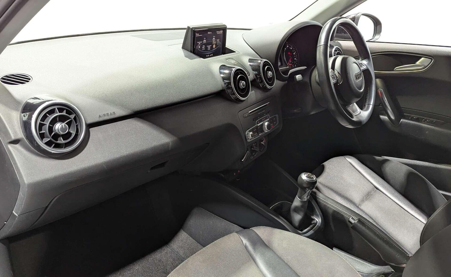 Used Audi A1 2016 for sale - 77574909: Photo 22