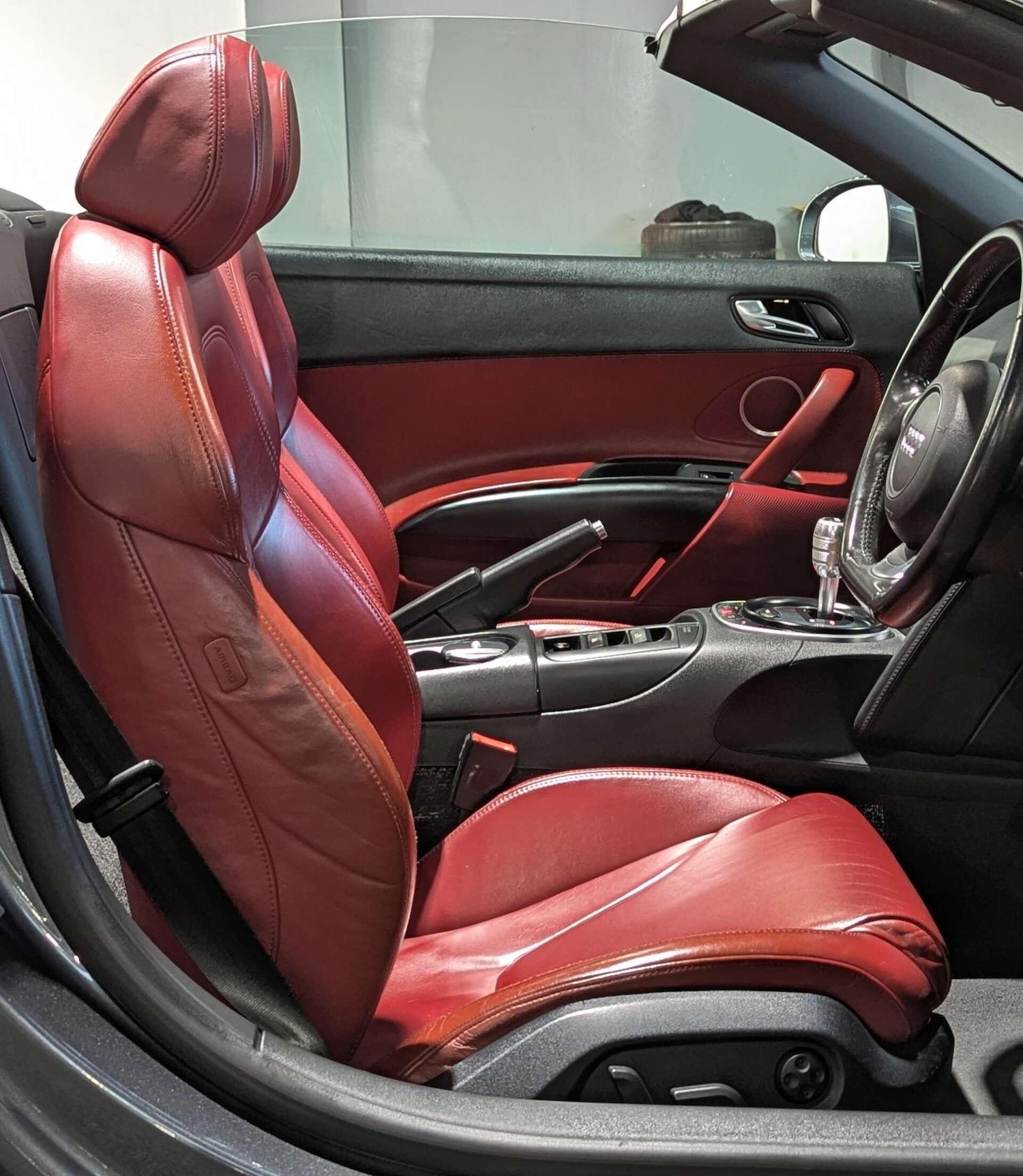 Used Audi R8 2011 for sale - 77386839: Photo 25