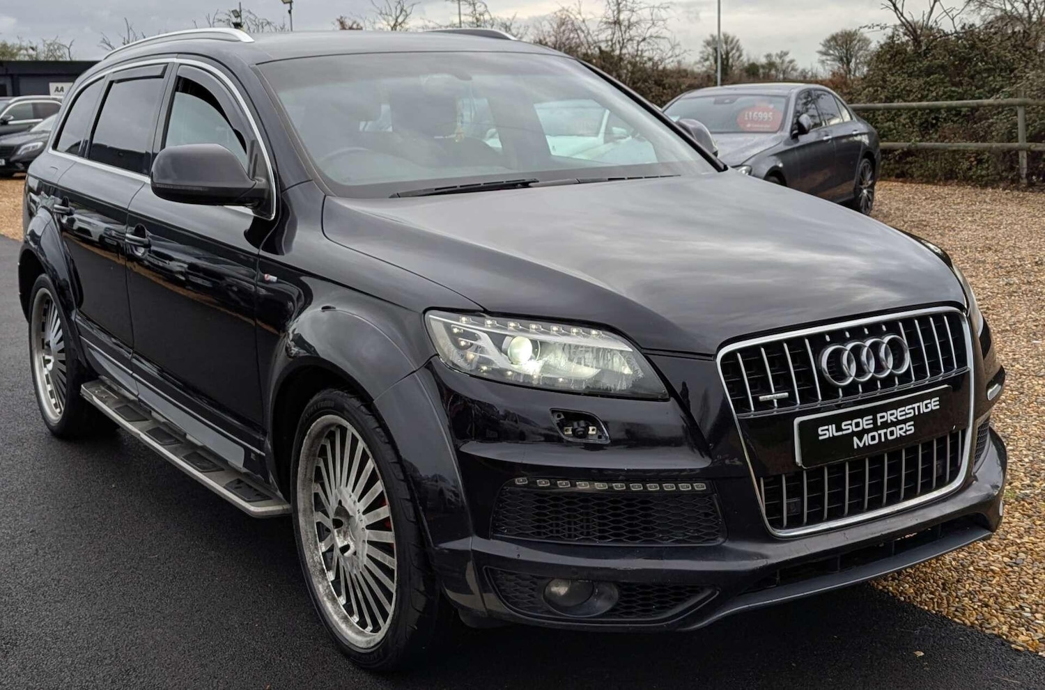 Used Audi Q7 2010 for sale - 77156569: Photo 2