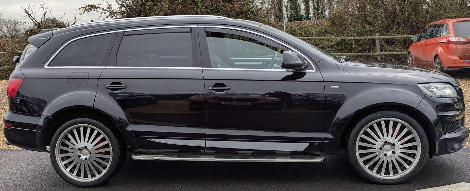 Used Audi Q7 2010 for sale - 77156569: Photo 9