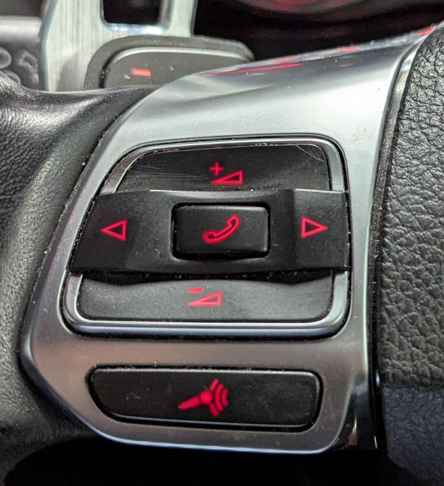 Used Volkswagen Scirocco 2013 for sale - 78204214: Photo 25